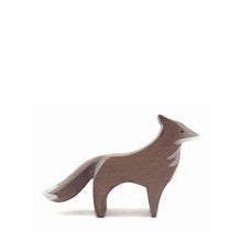 Brin d'Ours Wolf - Standing