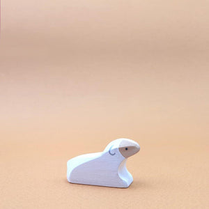 Brin d'Ours Lying Lamb - White