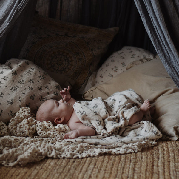 Garbo and hotsell friends bluebell swaddle