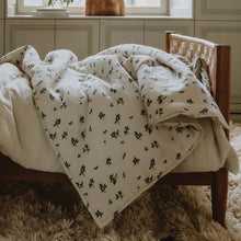 Garbo&Friends Filled Muslin Quilt - Blueberry