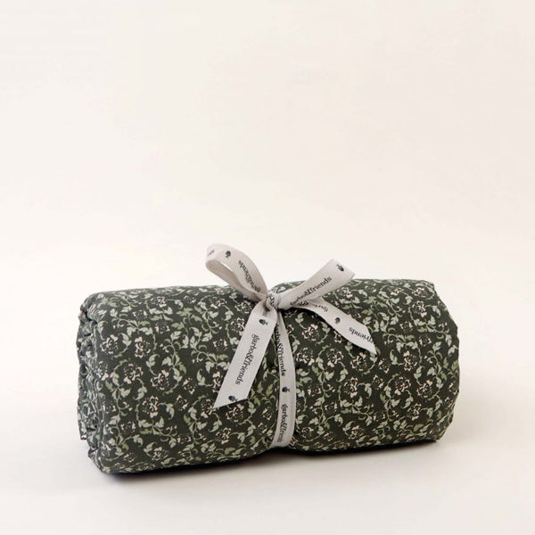 Garbo&Friends Filled Blanket – Floral Moss