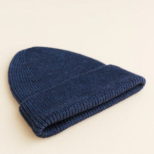 Hvid Knitted Beanie Fonzie (adult) - Blue