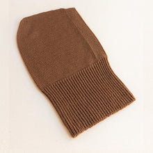 Hvid Knitted Balaclava Eddy - Chocolate