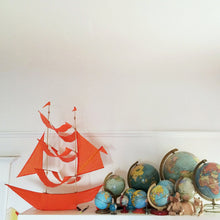 Haptic Lab Sailing Ship Kite – Flame - Elenfhant