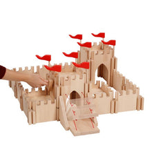 Holztiger Knight's Castle