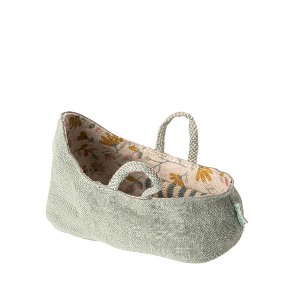 Maileg Baby Carrycot – My – Dusty Green