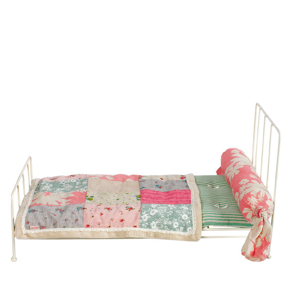 Maileg Vintage Metal Bed Medium – Off White