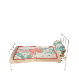 Maileg Vintage Metal Bed Mini – Off White