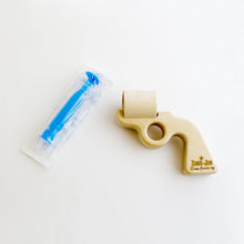 Neue Freunde Aqua Joe Wooden Water Pistol