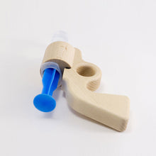Neue Freunde Aqua Joe Wooden Water Pistol