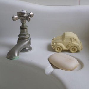 Oli and Carol Carlito the Car – Vanilla