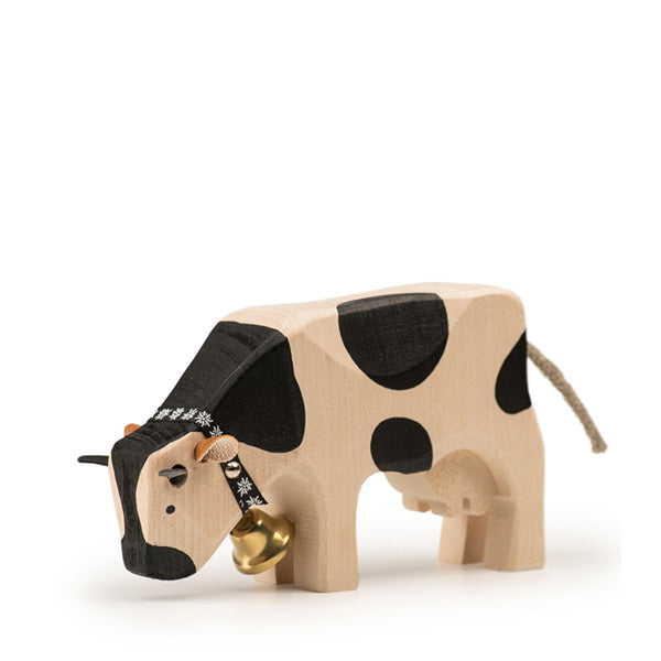 Trauffer Cow Eating - Freiburg